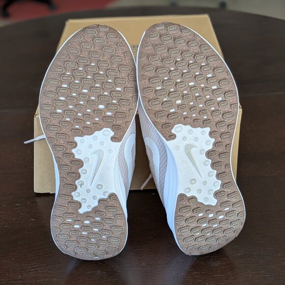 Women's Nike Revolution 7 Running Shoes - Sz 7.5 - Picture 6 of 7